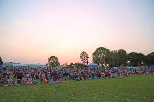 Stallholders wanted for 2024 Community Bank Home Hill and Ayr Christmas Carols